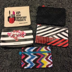 FINAL PRICE✨Lot of 5 cosmetic bags